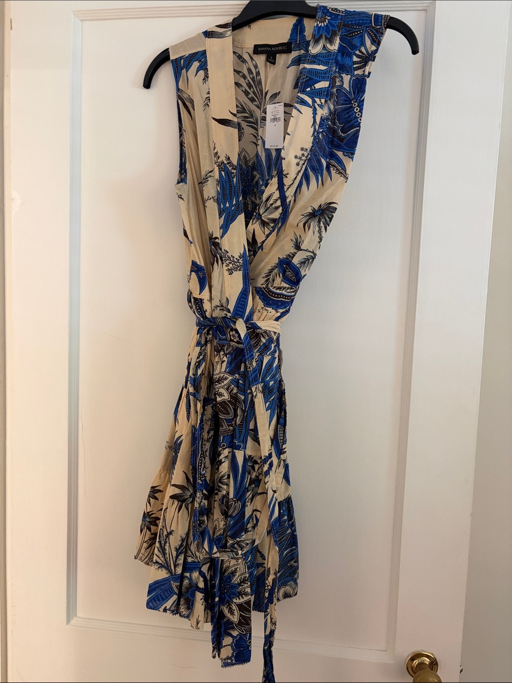 NWT Banana Republic Blue Floral Wrap Dress